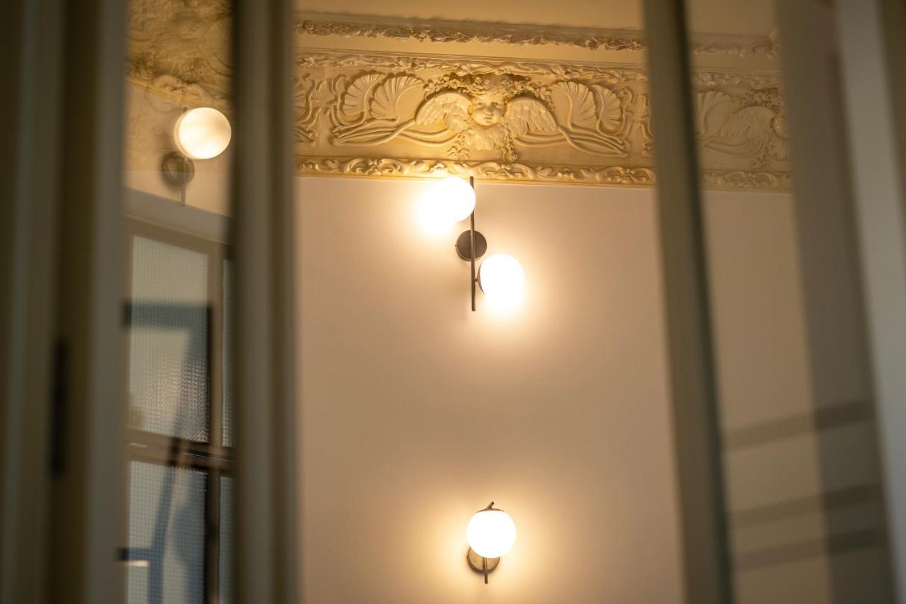 Genesis Grande Acropolis Hill Villa アテネ エクステリア 写真